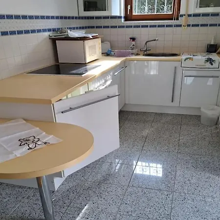 Prettycentral1roomappartement *